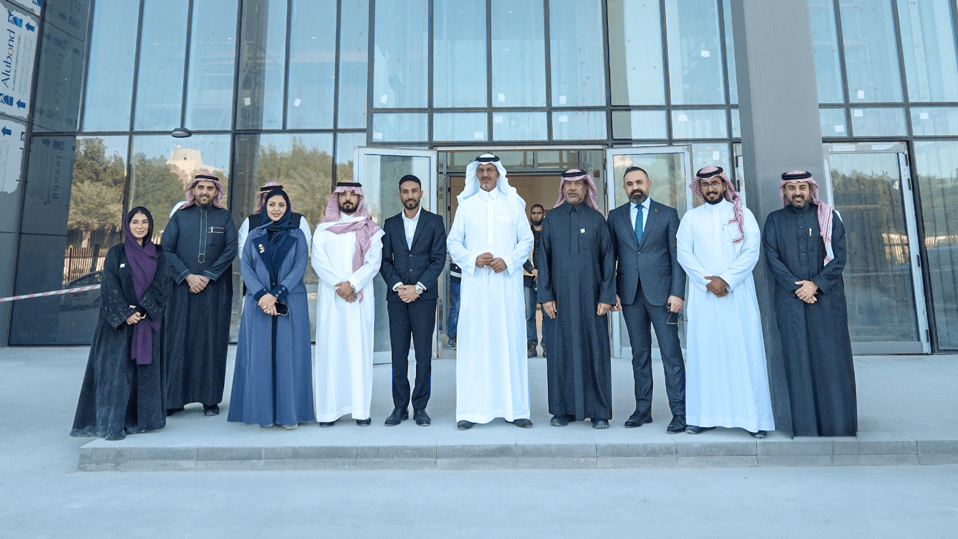 Featured image for “His Royal Highness Prince Sultan bin Khaled paid a visit to AMAAD Business Park”